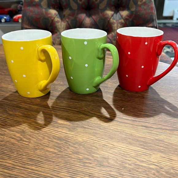 Polka Dot Mugs Set of 3 - Picture 1 of 5